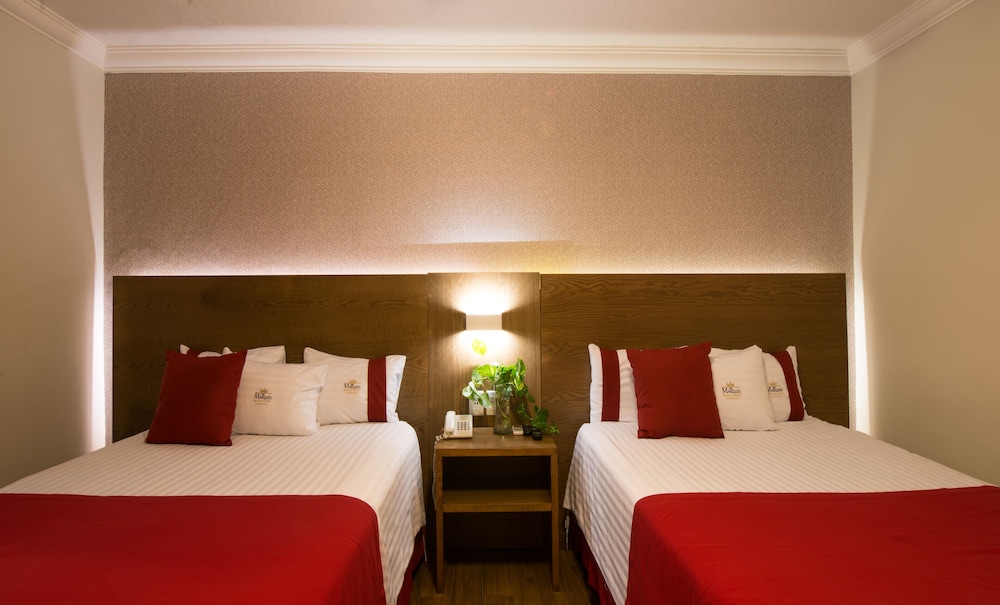 DEL MARQUES HOTEL AND SUITES 10/53