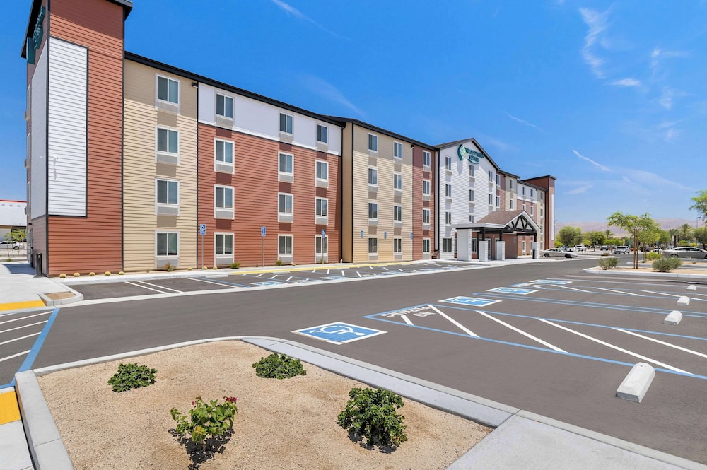 WoodSpring Suites Indio - Coachella Valley 20/24