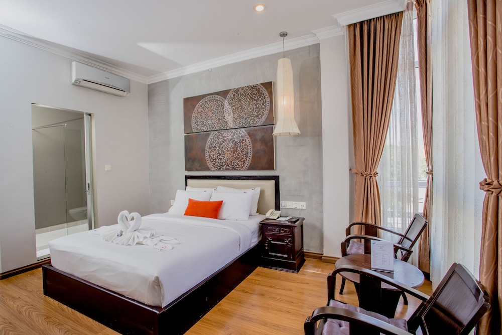 KING GRAND BOUTIQUE HOTEL 36/73