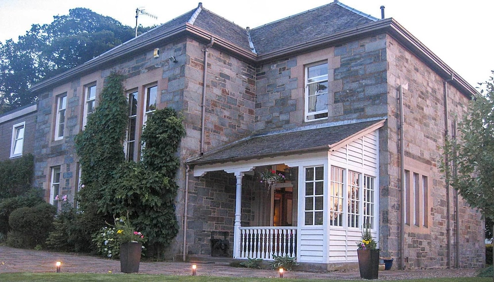 Balnearn House 2/50