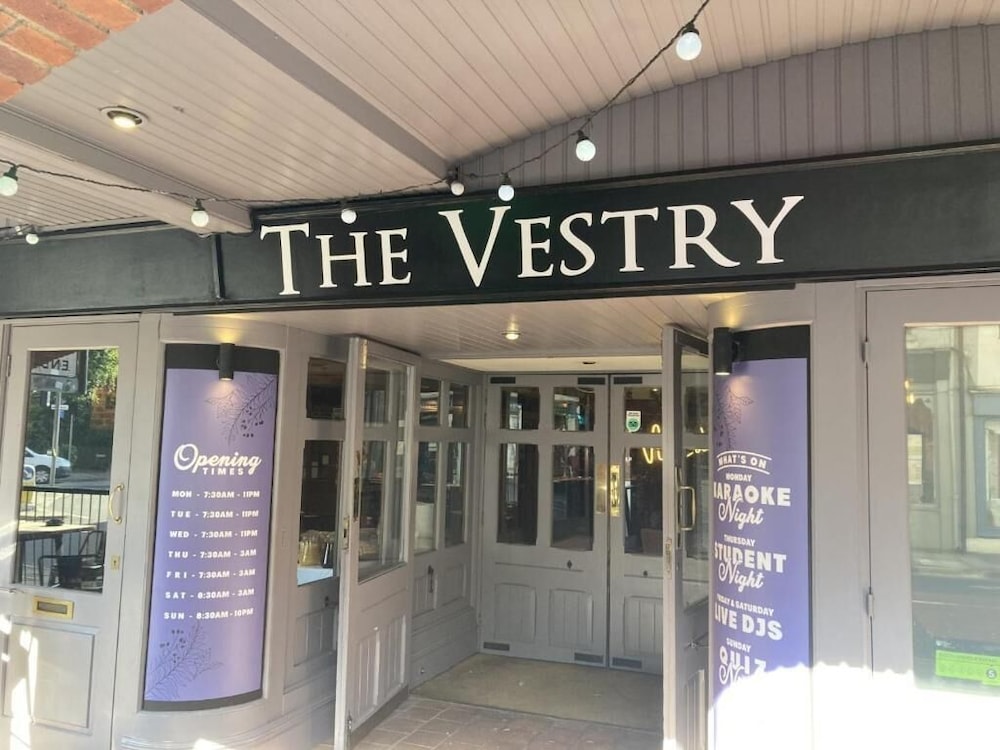The Vestry 1/50