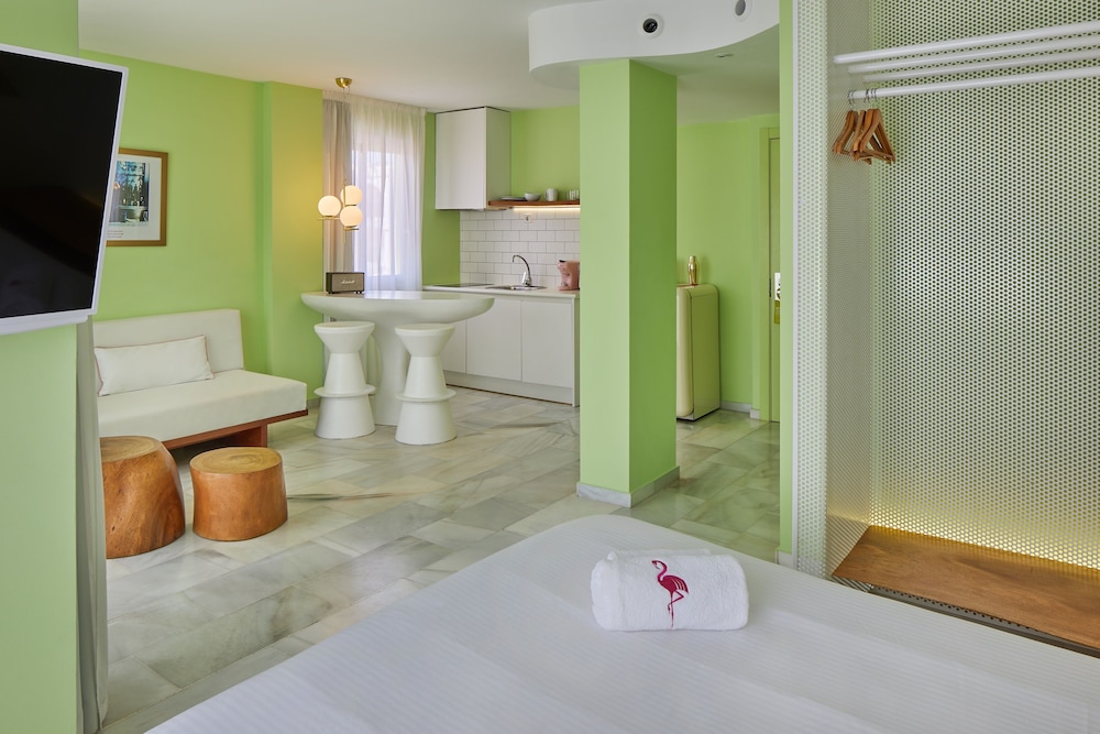 Tropicana Ibiza Coast Suites - Adults Only 46/50
