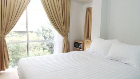 Deluxe, No Window