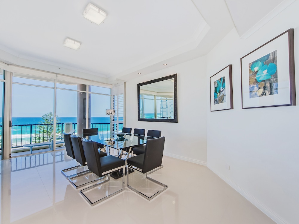 Oceana On Broadbeach 64/75