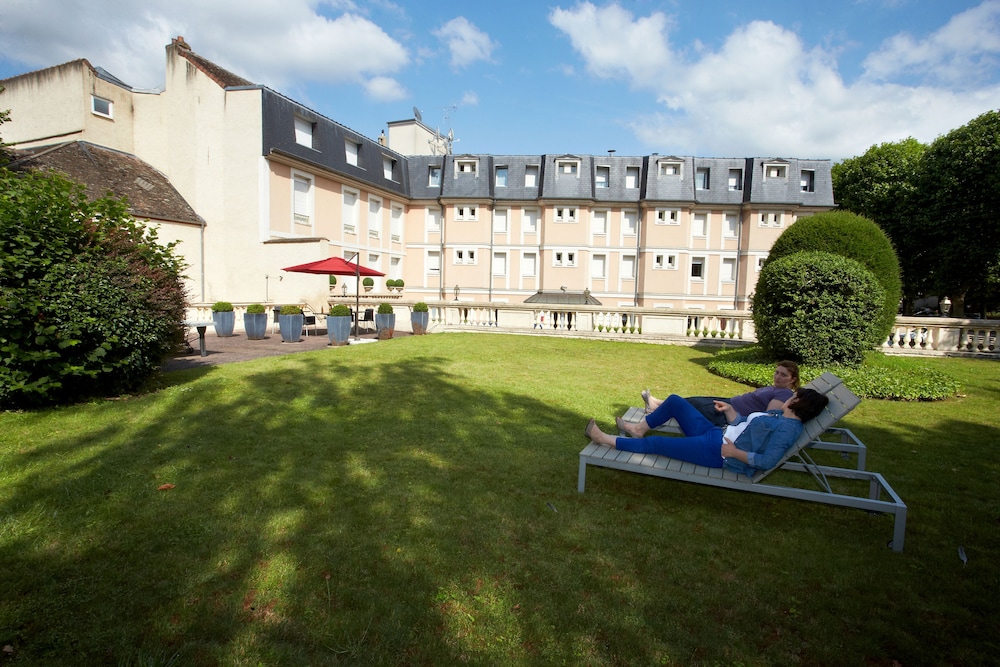 hotel