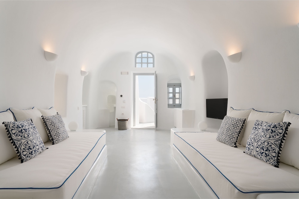 Oia Spirit Boutique Residences 8/50