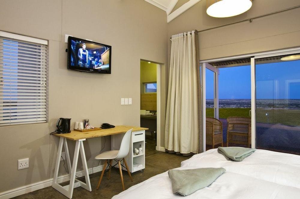 Africa Safari Lodge 4/34