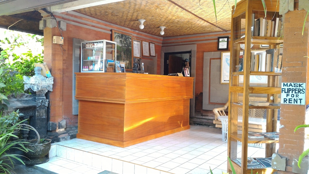 Amarta Beach Cottages 9/38