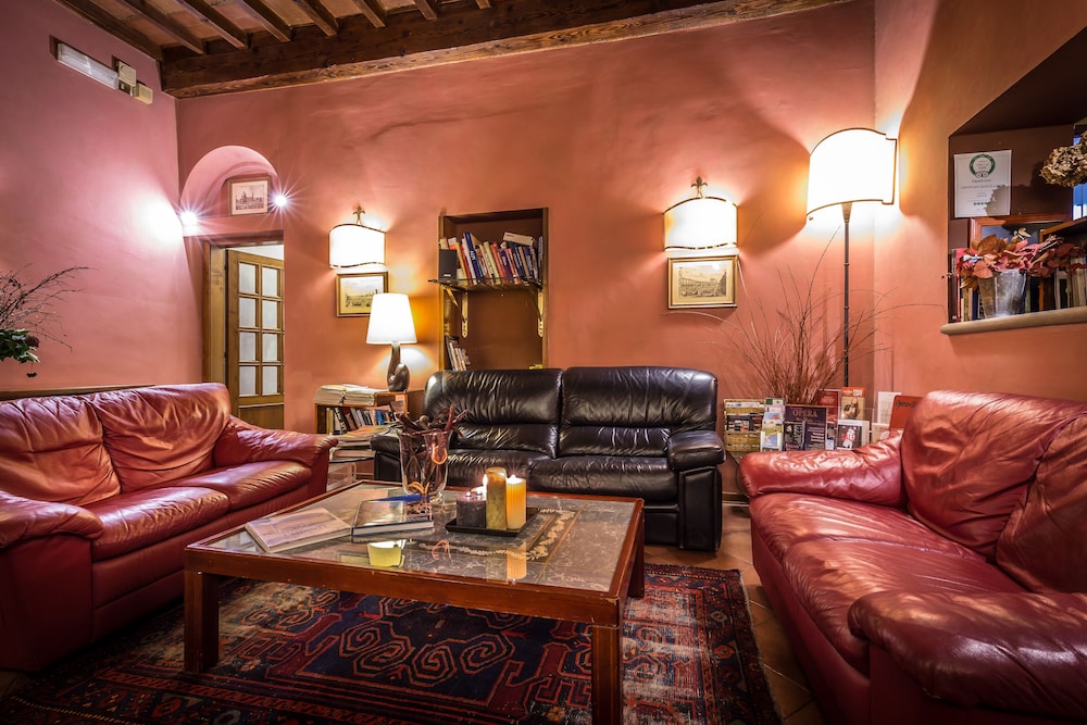 Hotel Marios 38/56