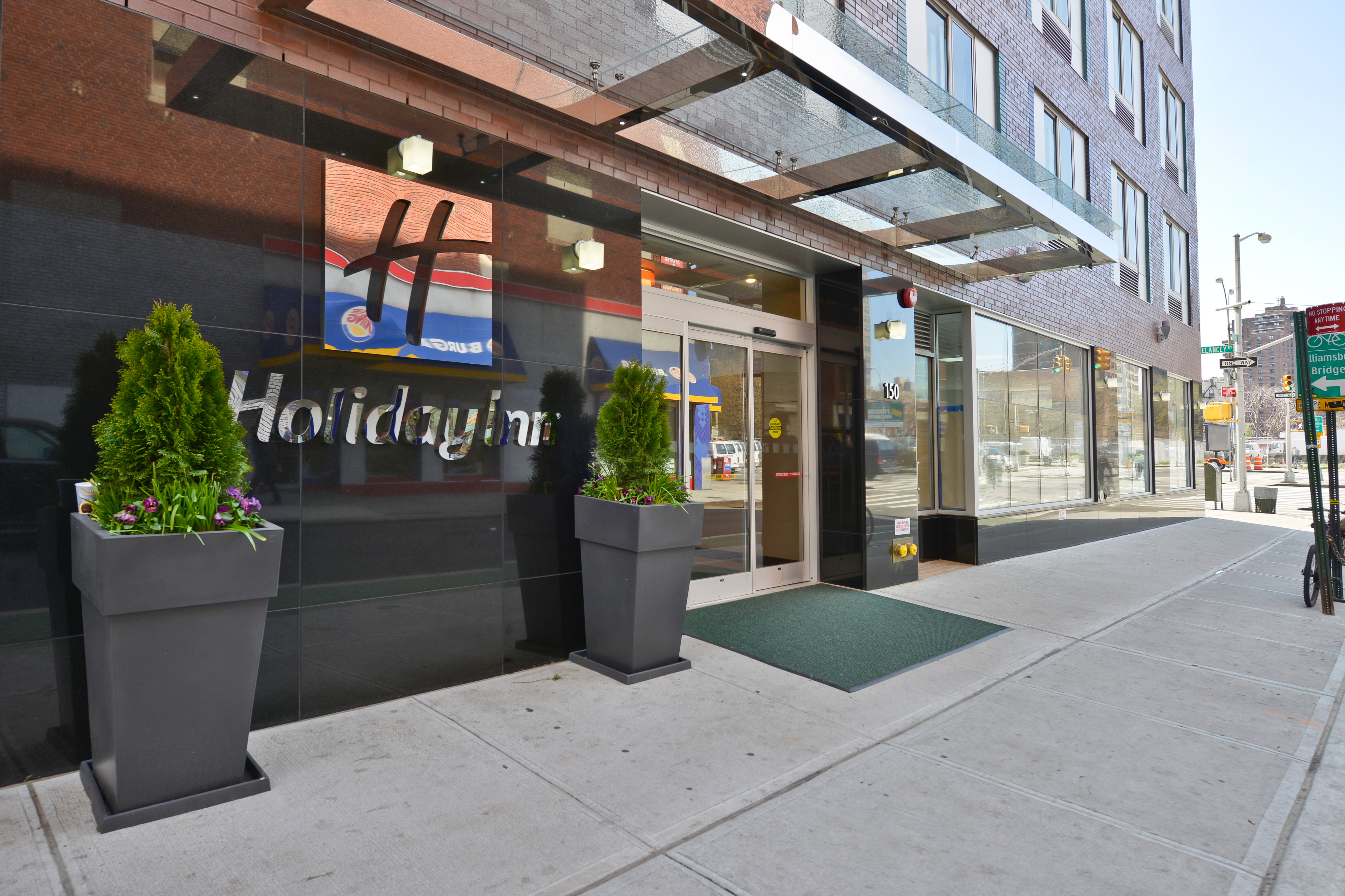 Holiday Inn Lower East Side 36/45