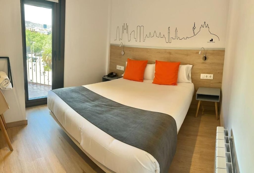 COMFORT, CITY VIEW, BALCONY