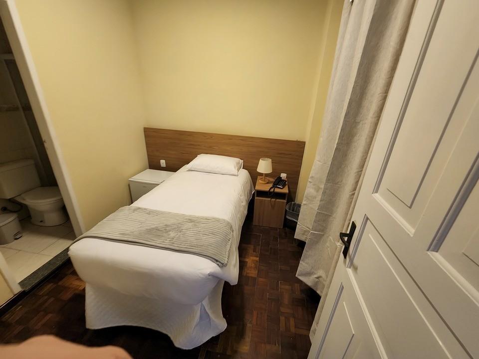 Room, Single