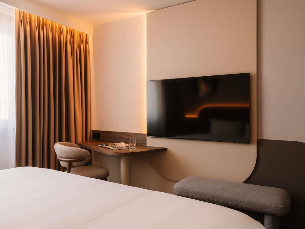 Mercure London Earls Court 22/59
