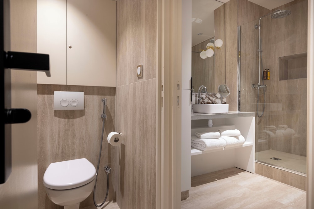 Yuna Saint-Honore - Serviced Apartments 46/50