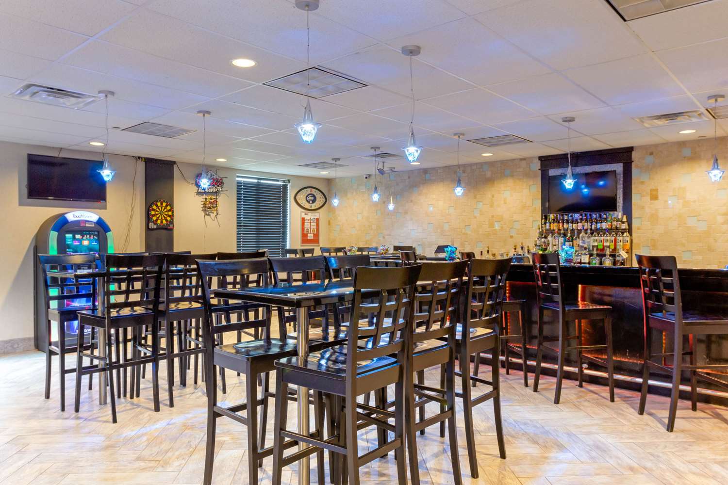 Comfort Inn and Suites Amarillo 10/15