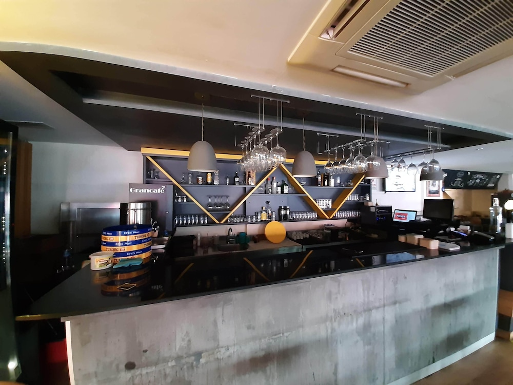 Sapko Airport Hotel 39/46