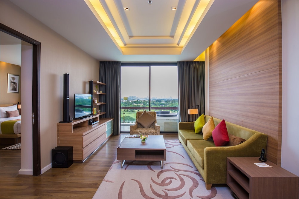 SUMMIT WINDMILL GOLF RESIDENCE 17/50