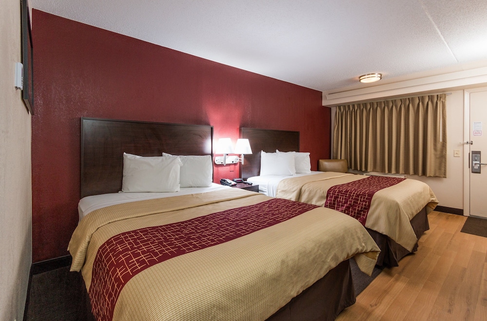 Red Roof Inn Michigan City 13/24