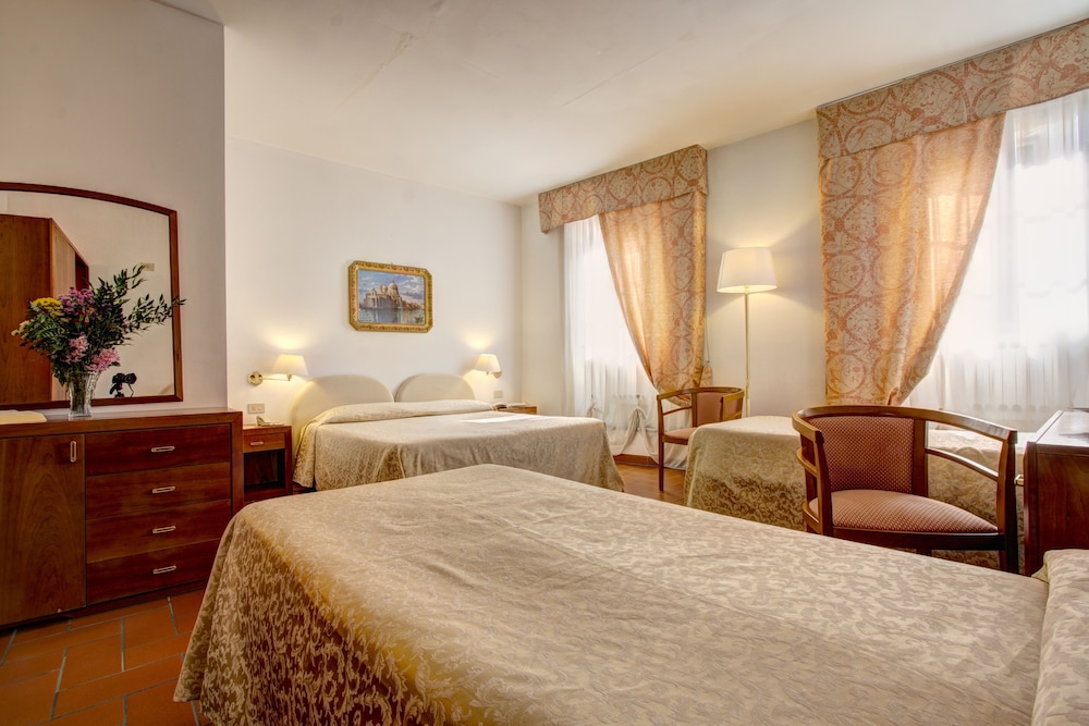 HOTEL SAN LINO 10/47