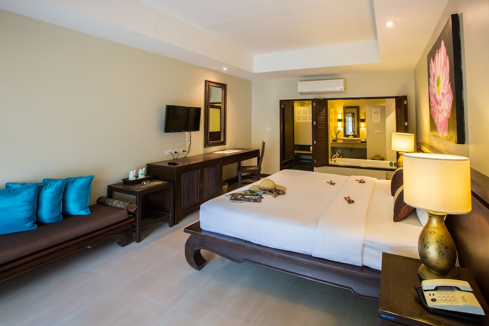 Fair House Beach Resort & Hotel 35/77