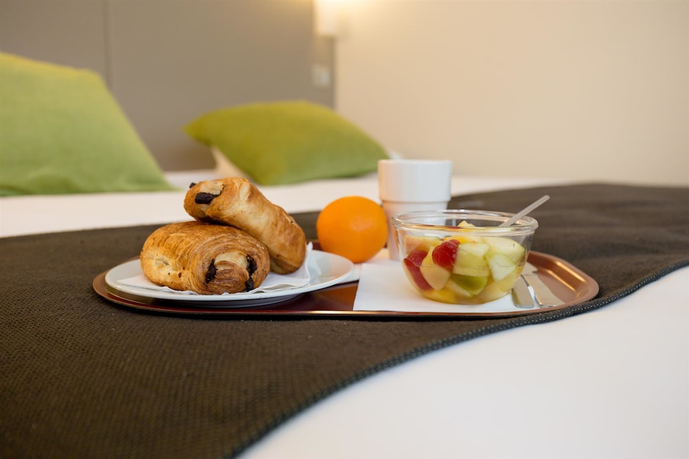 Hotel inn Design Laval ex Campanile 14/31