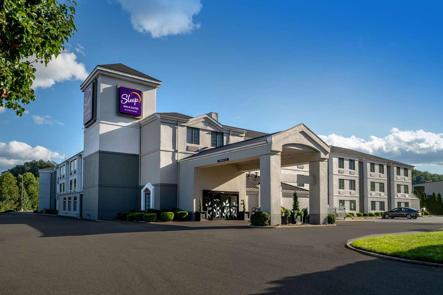 Sleep Inn & Suites Cross Lanes - South Charleston, WV 14/15