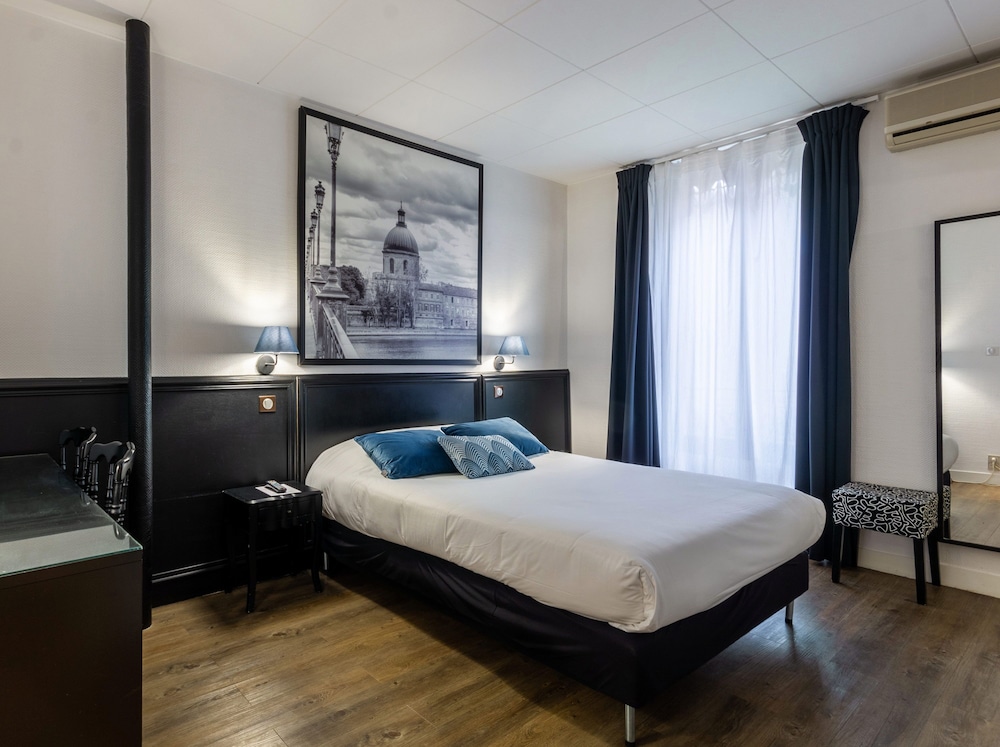 HOTEL DE FRANCE 16/55