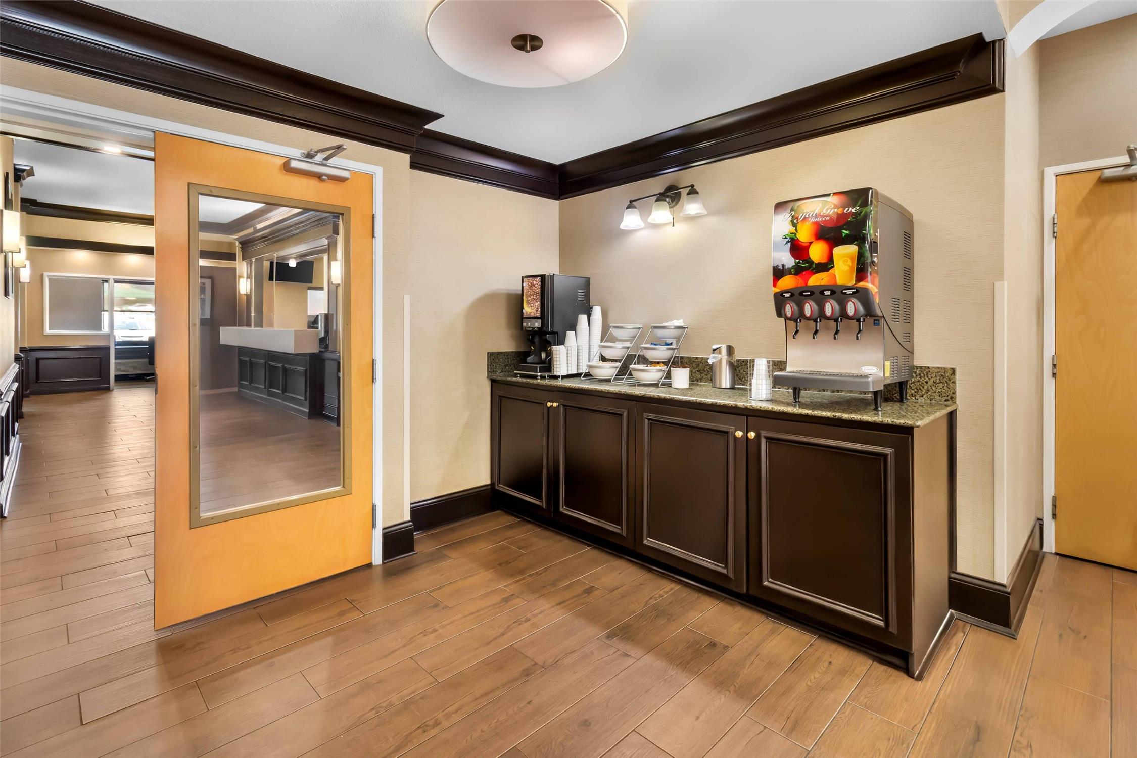 Comfort Suites Goodlettsville Rivergate 6/40