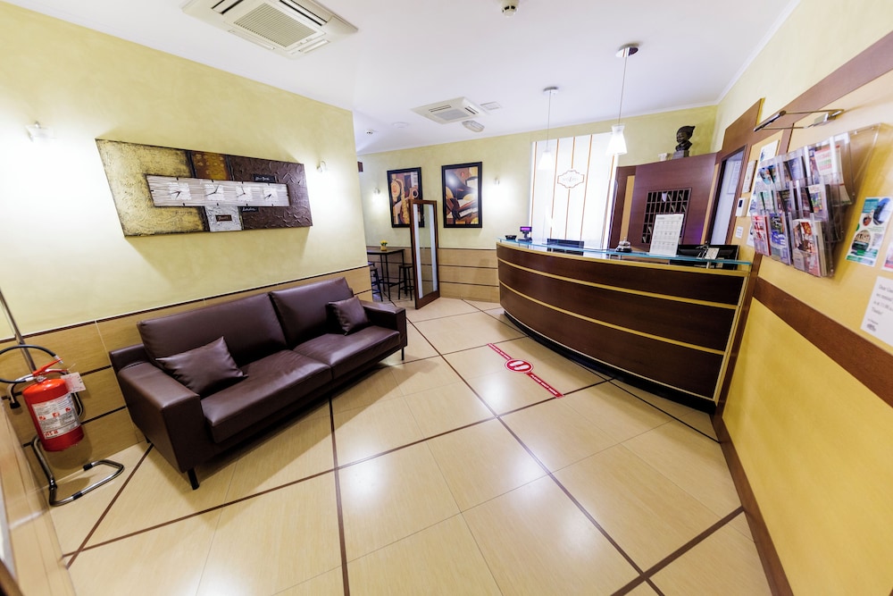 Hotel Lirico Roma 43/63