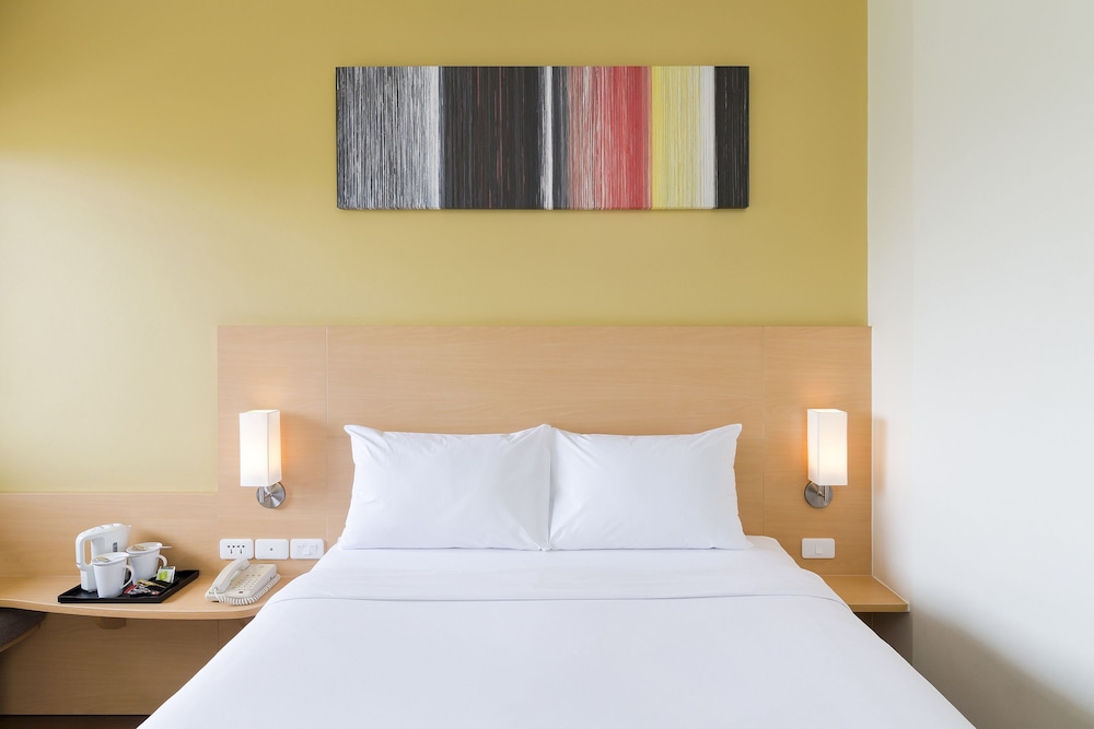 Ibis Hua Hin 15/68