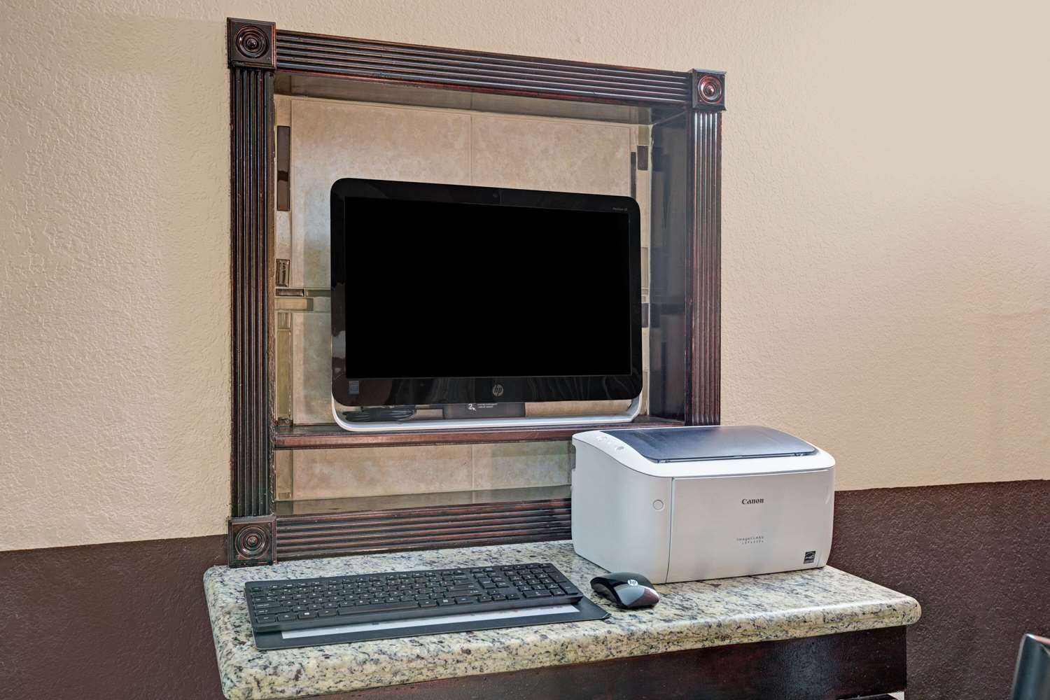 Microtel Inn And Suites Houston 27/32