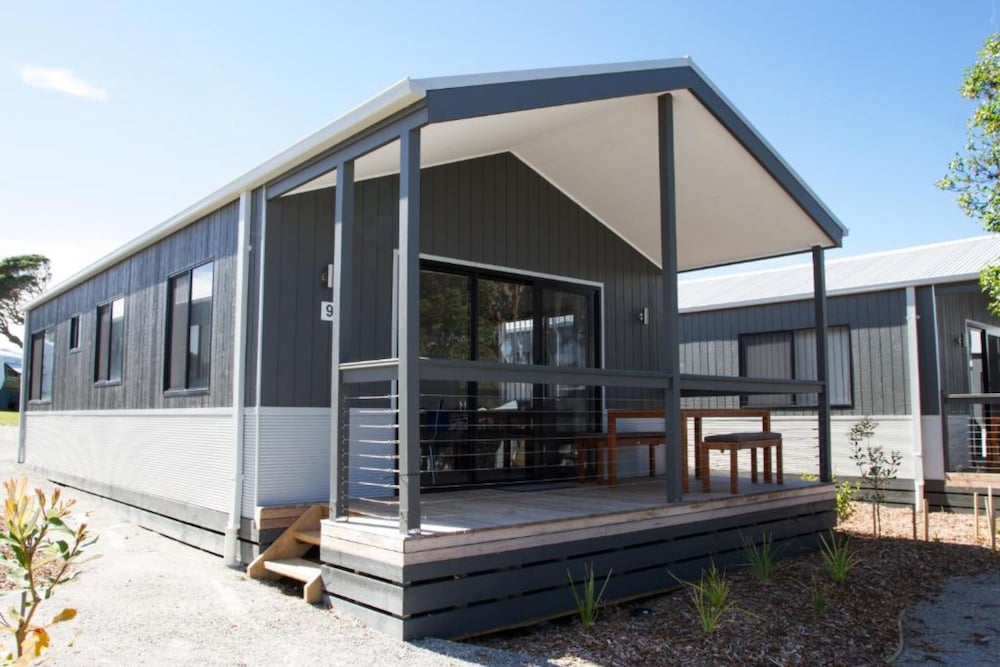 Torquay Foreshore Caravan Park 2/75