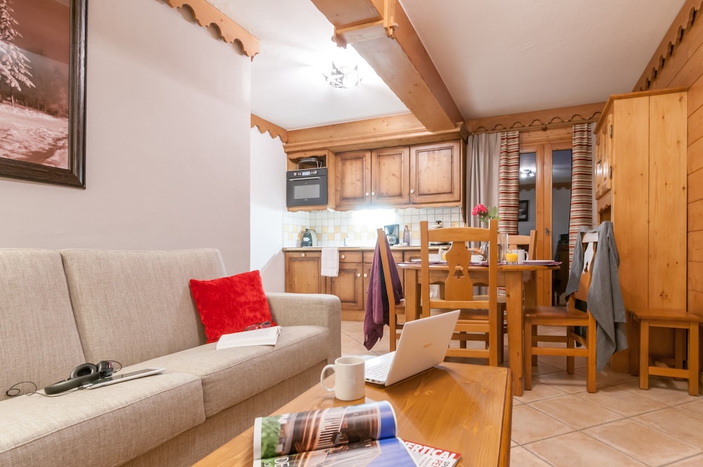 PREMIUM RESIDENCE LES FERMES DU SOLEIL 30/49