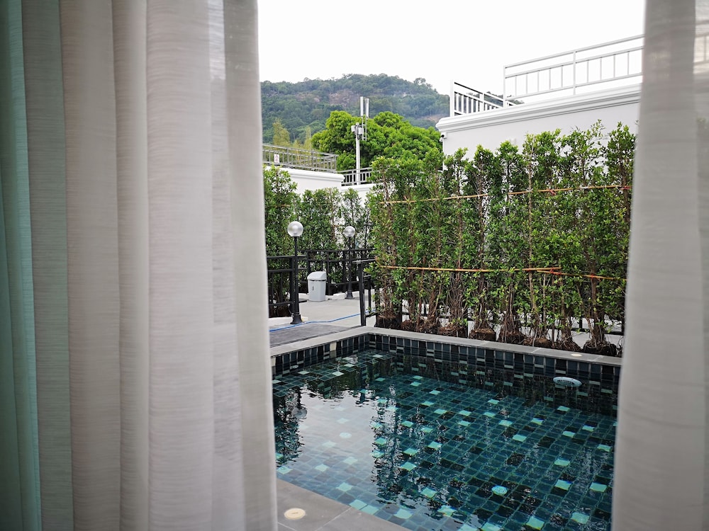 T Villas Huahin 12/29
