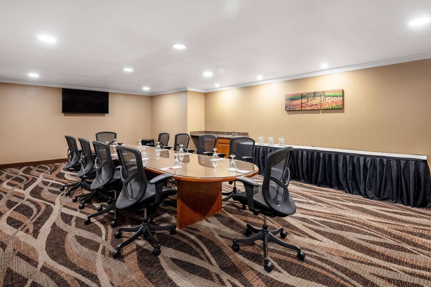 Ramada by Wyndham Spokane Airport 27/34