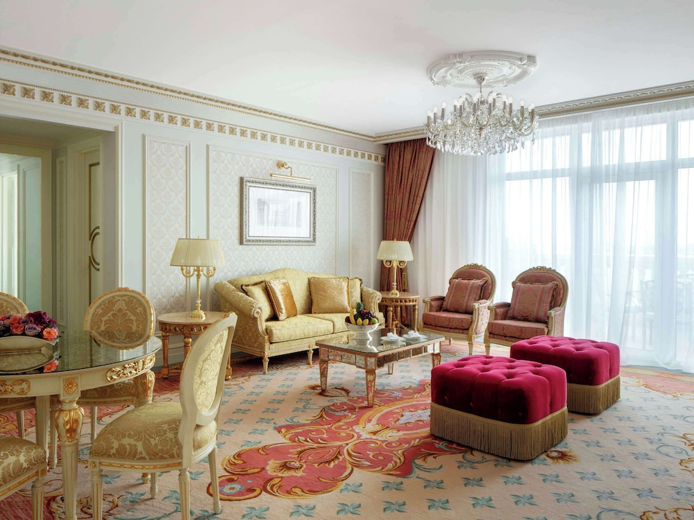 Raffles The Palm Dubai 30/47