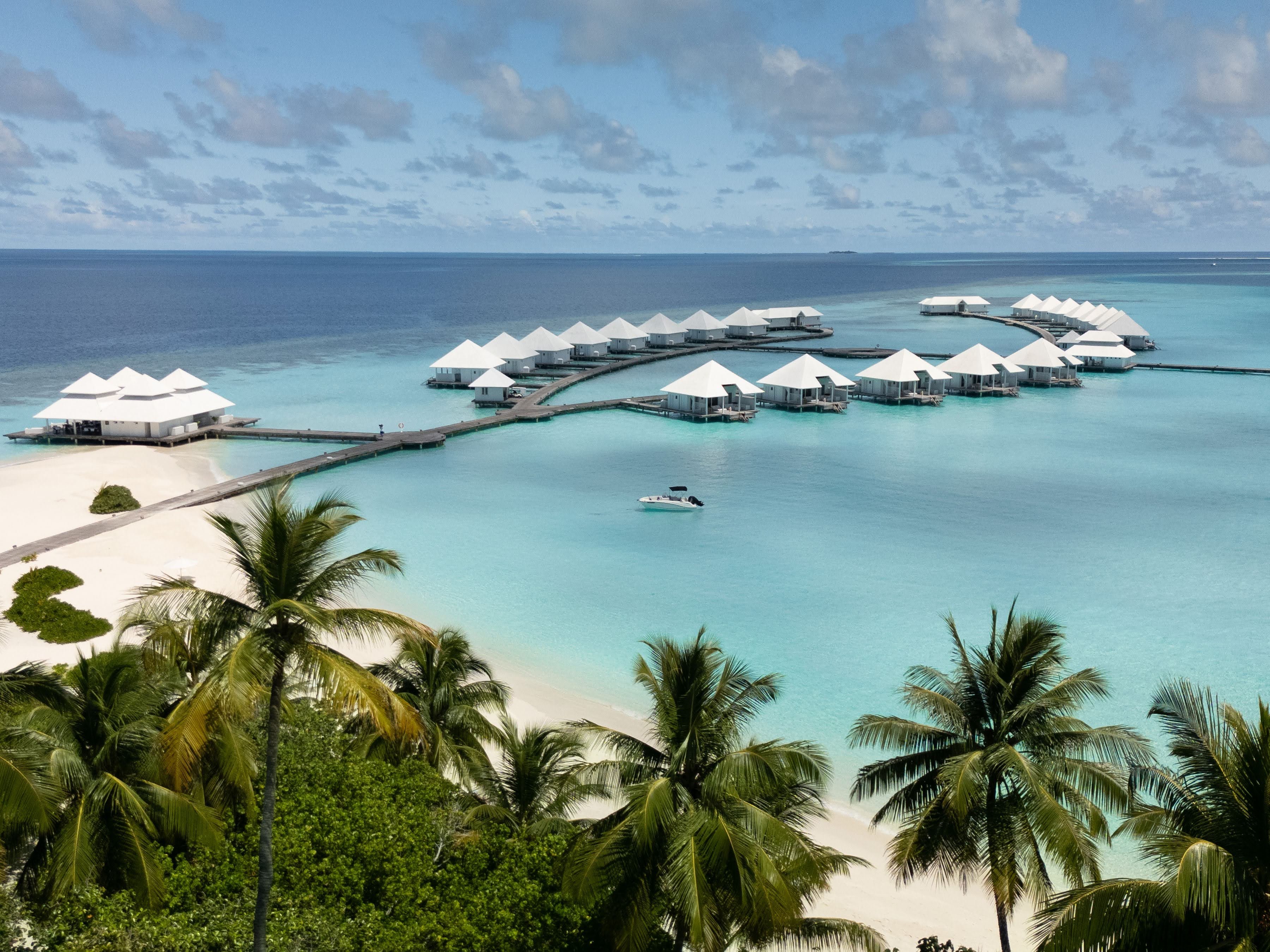 Diamonds Athuruga Maldives Resort and SPA 32/44