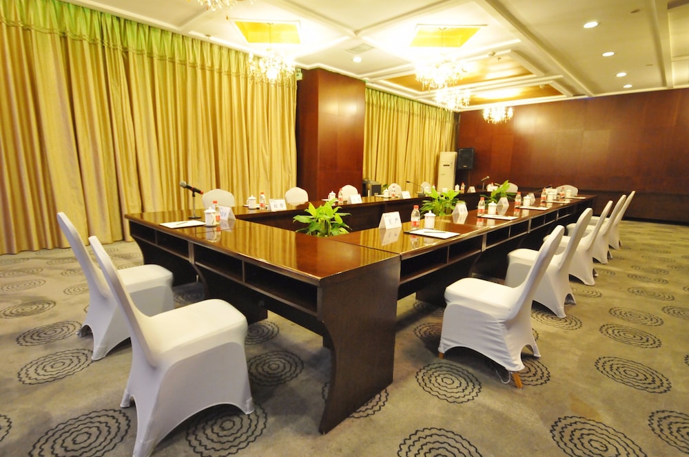 Excemon Hefei Peace Hotel 22/28