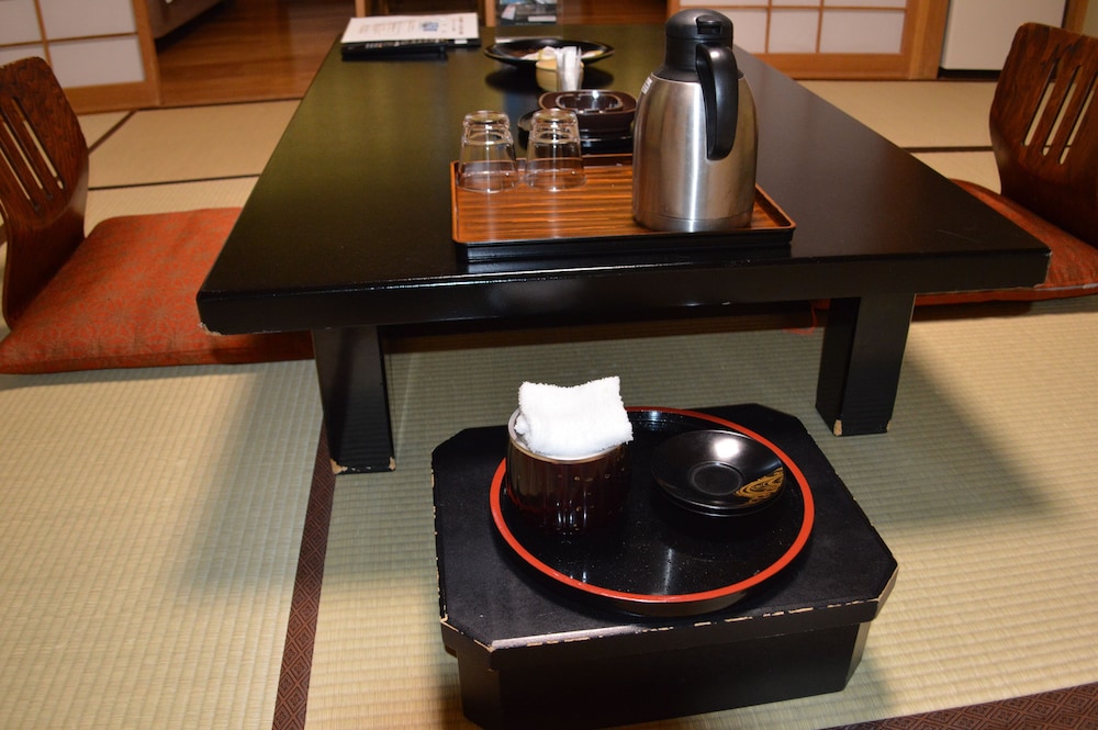 YUZAWA GRAND HOTEL 26/33