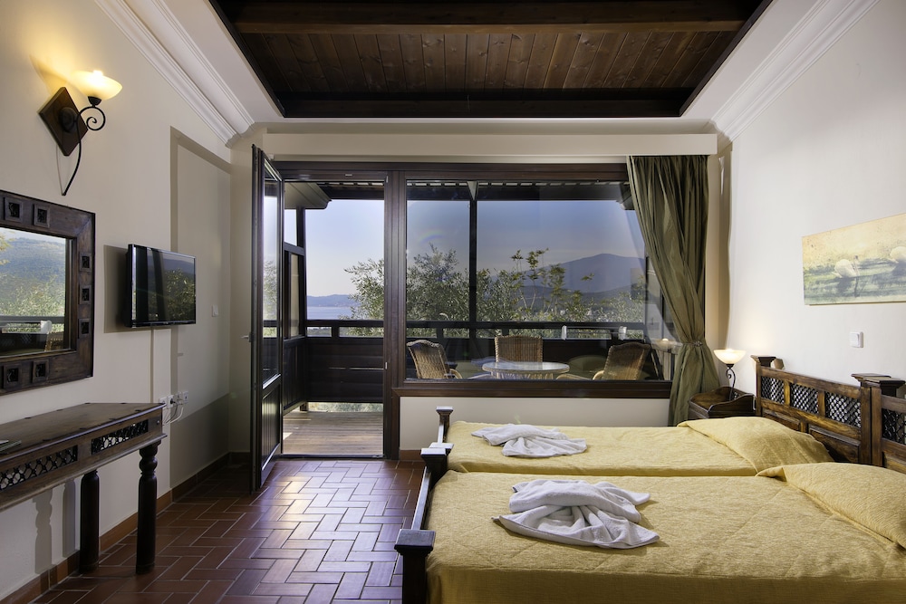 Kallisti Apartment Hotel 6/38