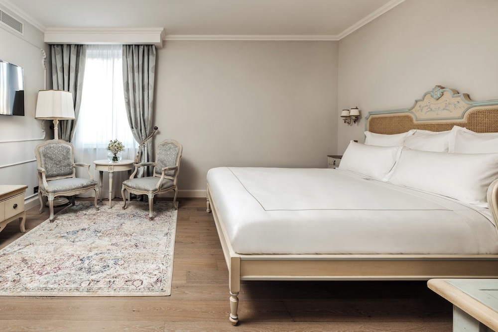 1 BEDROOM, PREMIUM