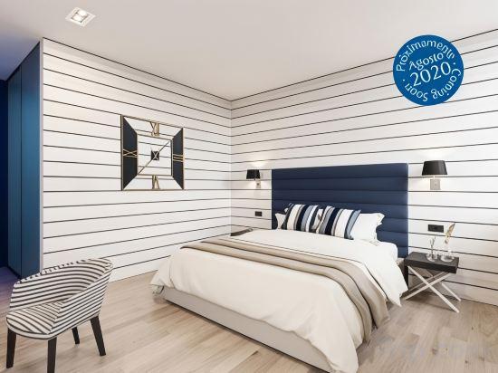 Boutique, Double Bed