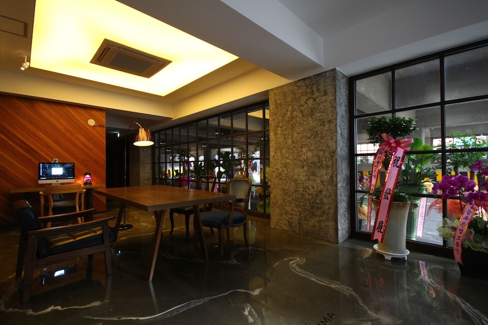 Comma Hotel Seomyeon 18/24