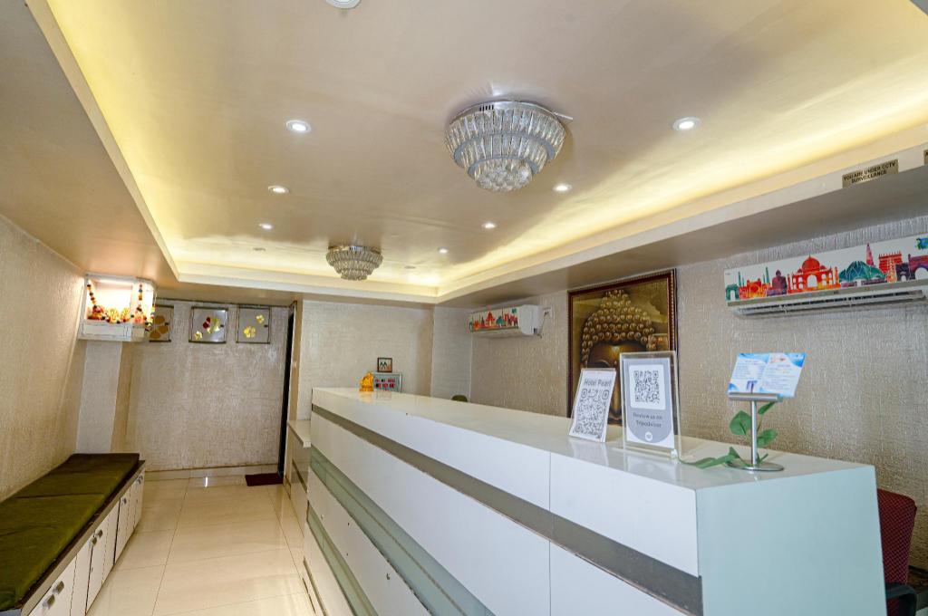 Oyo 3465 Hotel Pearl 4/50