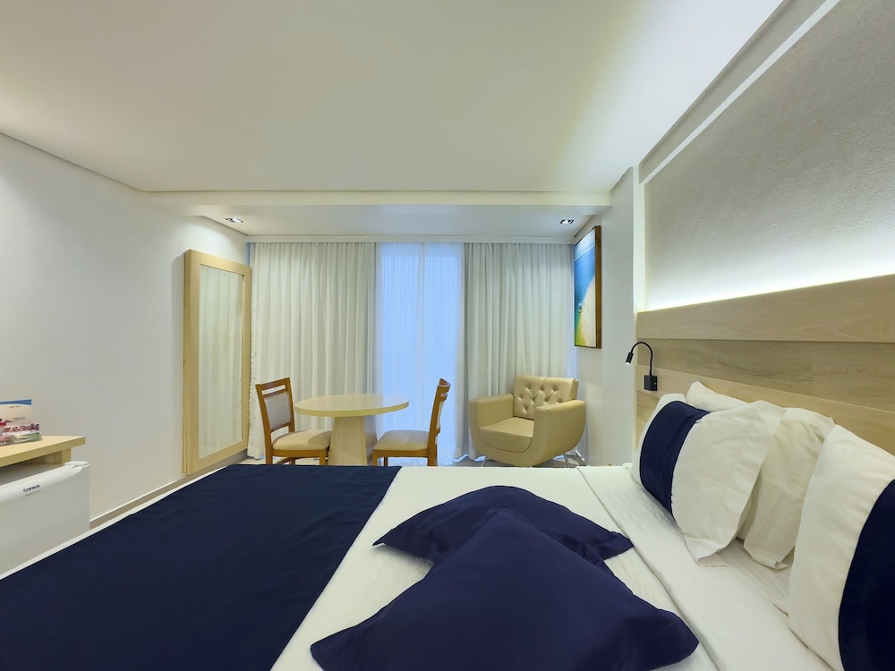 Laguna Praia Hotel 26/72