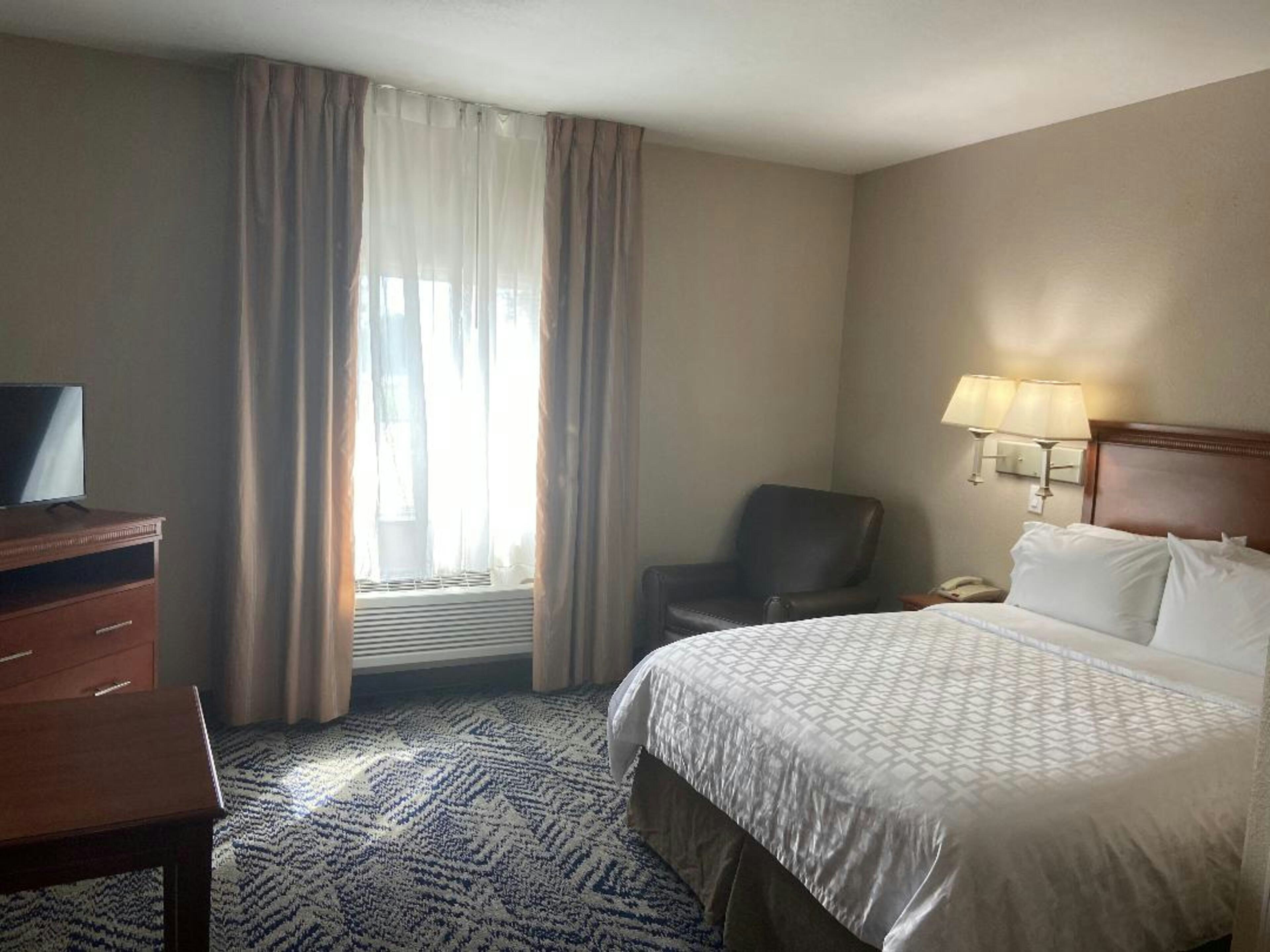 Candlewood Suites La Porte 12/40