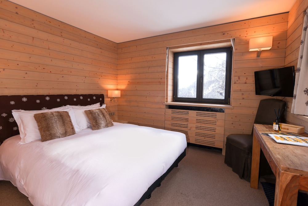 1 BEDROOM, COMFORT, SUITE, MOUNTAIN VIEW