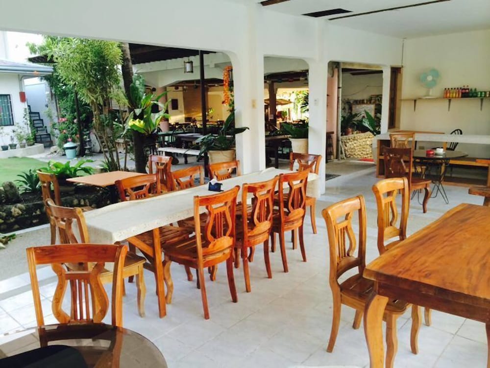 New Eve's Kiosk Dive Resort 55/71
