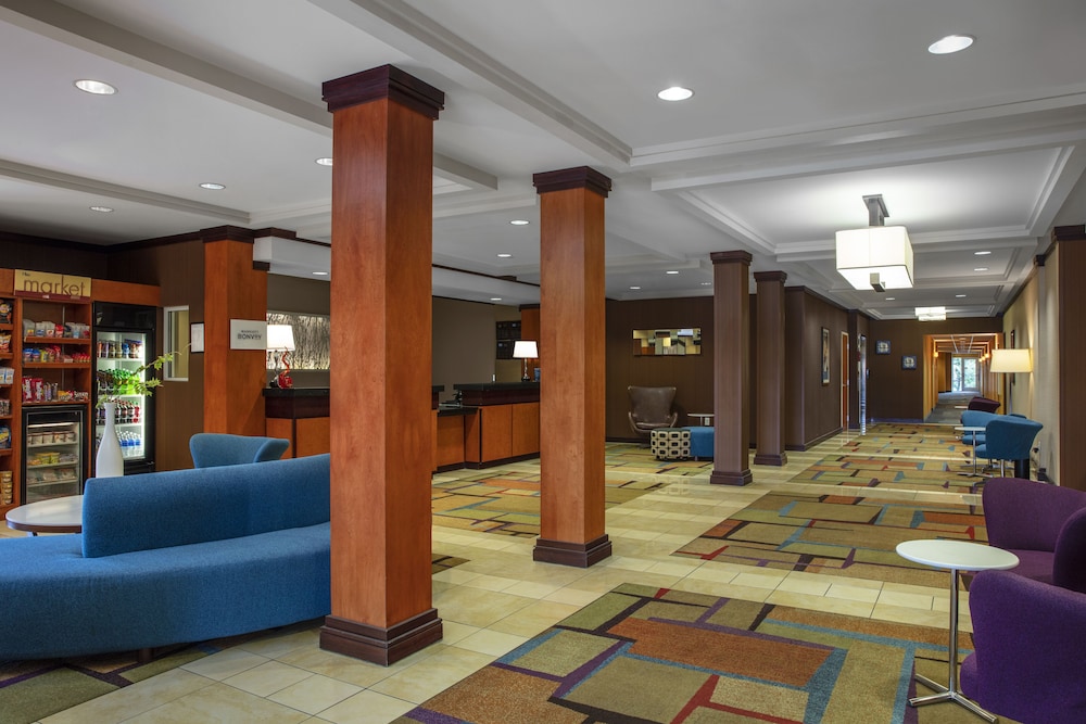 Fairfield Inn & Suites by Marriott Augusta 8/51