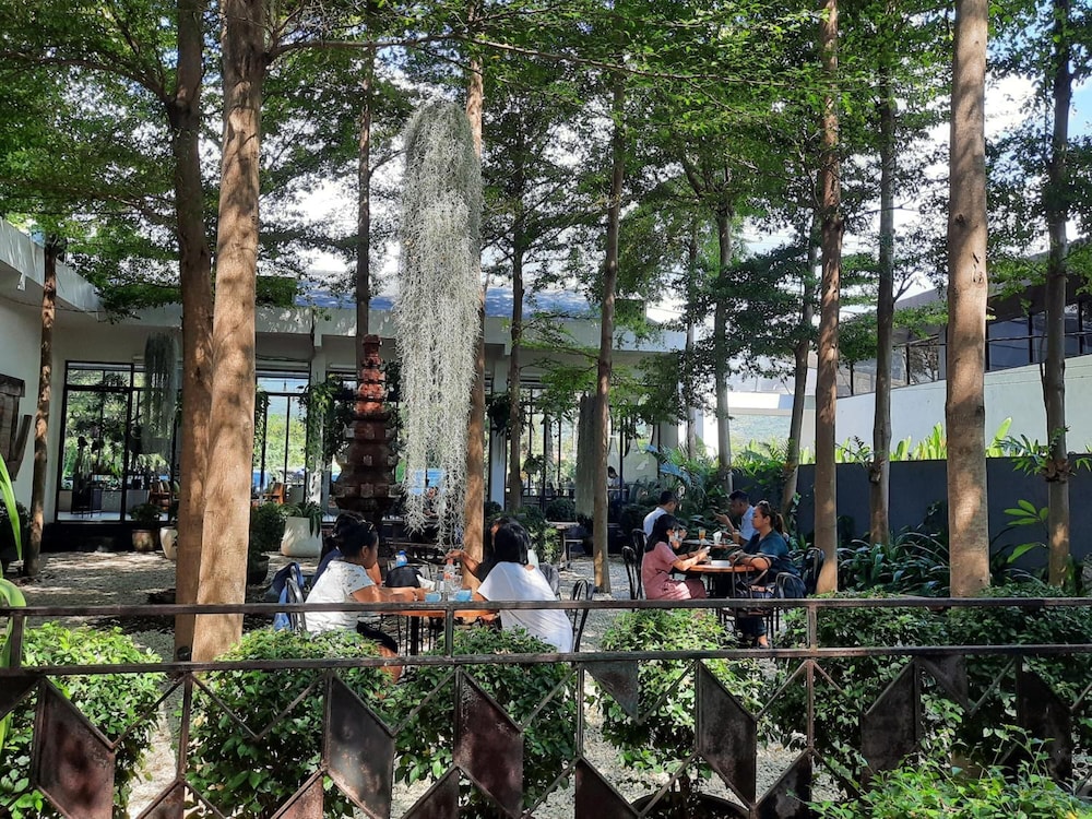 Lovinalife Room & Cafe 7/53